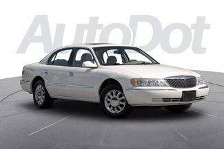 Used 2002 Lincoln Continental image 1