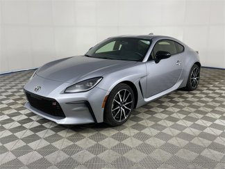 Used 2023 Toyota GR86 image 1