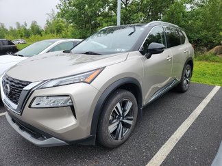 Used 2021 Nissan Rogue SL image 1