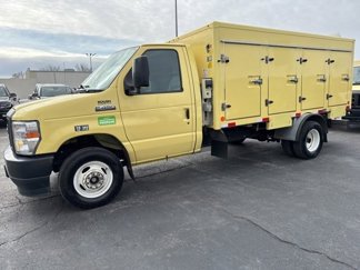 Used 2022 Ford E-450 and Econoline 450 Super Duty image 1