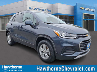 Used 2022 Chevrolet Trax LT w/ LT Convenience Package image 1