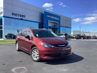 Used 2021 Chrysler Voyager Lxi image 1