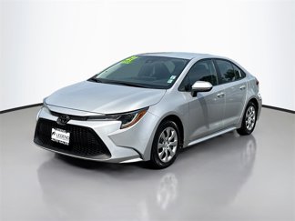 Used 2021 Toyota Corolla LE image 1