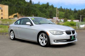 Used 2011 BMW 328i Coupe image 1