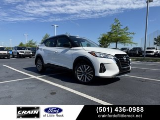 Used 2024 Nissan Kicks SV image 1