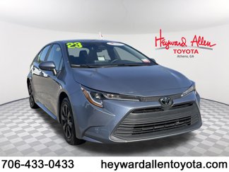 Certified 2023 Toyota Corolla LE image 1