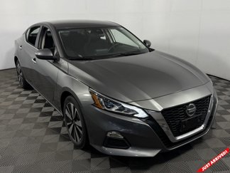 Used 2022 Nissan Altima 2.5 SV image 1