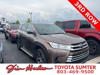 Used 2018 Toyota Highlander LE image 1