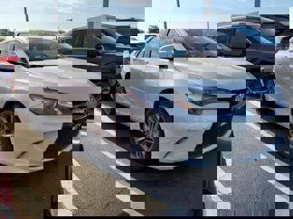 Used 2016 Toyota Camry SE image 1