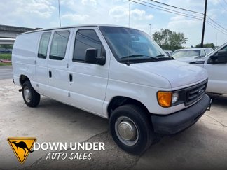 Used 2004 Ford E-250 and Econoline 250 image 1
