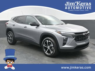 Certified 2024 Chevrolet Trax RS w/ Driver Confidence Package image 1