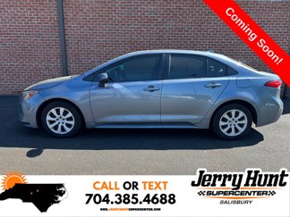 Used 2020 Toyota Corolla LE image 1