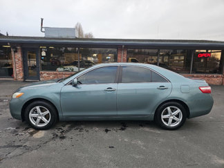 Used 2009 Toyota Camry XLE image 1
