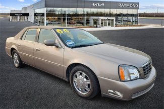 Used 2004 Cadillac De Ville w/ Equipment Group image 1