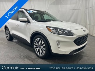 Used 2021 Ford Escape Titanium video 1