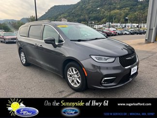 Used 2022 Chrysler Pacifica Touring-L video 1