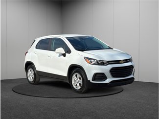 Used 2020 Chevrolet Trax LS w/ Tint and Cruise Package image 1