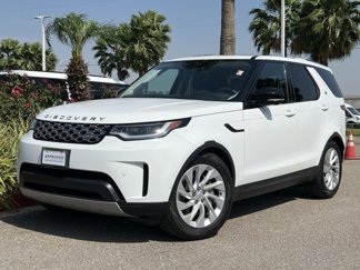 Used 2024 Land Rover Discovery S image 1