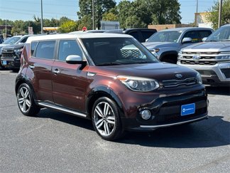Used 2017 Kia Soul + image 1