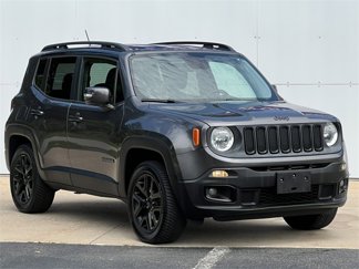 Used 2016 Jeep Renegade Latitude image 1
