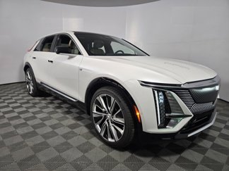 New 2025 Cadillac Lyriq Luxury image 1