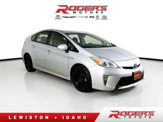 Used 2015 Toyota Prius Three image 1