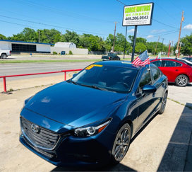 Used 2018 MAZDA MAZDA3 Touring image 1
