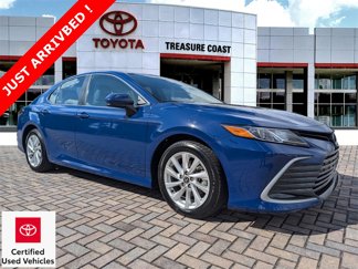Certified 2024 Toyota Camry LE image 1