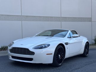 Used 2009 Aston Martin V8 Vantage Roadster image 1