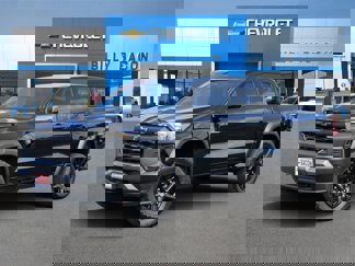 Used 2025 Chevrolet Colorado Trail Boss image 1