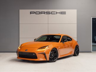 Used 2023 Toyota GR86 10th Anniversary SE image 1