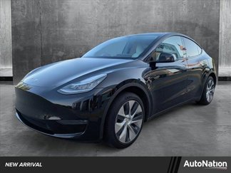 Used 2020 Tesla Model Y Long Range image 1
