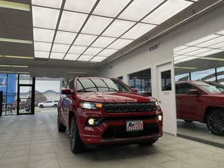 Used 2022 Jeep Compass Limited image 1