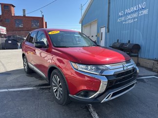 Used 2019 Mitsubishi Outlander ES image 1