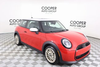 Used 2025 MINI Cooper 2-Door Hardtop image 1