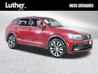 Used 2018 Volkswagen Tiguan SEL Premium image 1