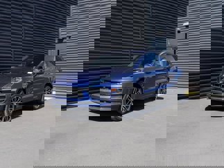 Certified 2024 Porsche Macan image 1
