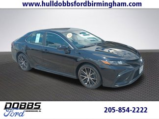 Used 2022 Toyota Camry SE image 1