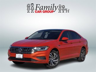 Used 2020 Volkswagen Jetta SEL image 1