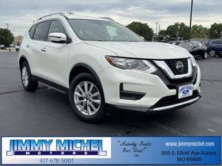 Used 2020 Nissan Rogue SV image 1