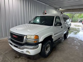 Used 2006 GMC Sierra 2500 SLE image 1