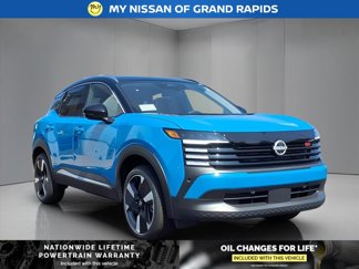 New 2025 Nissan Kicks SR w/ SR Premium Package image 1