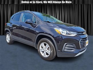 Used 2022 Chevrolet Trax LT w/ Driver Confidence Package image 1