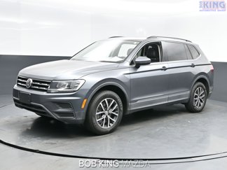 Used 2020 Volkswagen Tiguan SE image 1