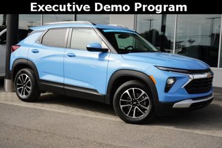 Used 2024 Chevrolet TrailBlazer LT w/ Convenience Package image 1