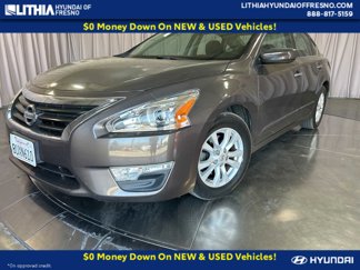 Used 2014 Nissan Altima 2.5 S w/ Sport Value Package image 1