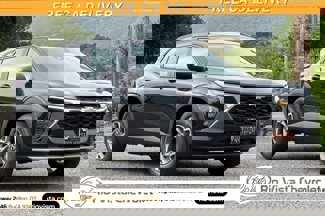 New 2025 Chevrolet Trax LT w/ Driver Confidence Package image 1