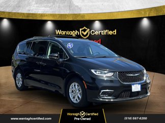 Used 2022 Chrysler Pacifica Touring-L image 1