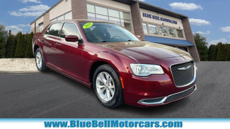 Used 2018 Chrysler 300 Touring image 1