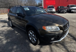 Used 2016 Volvo XC70 T5 Premier w/ Proximity Package image 1